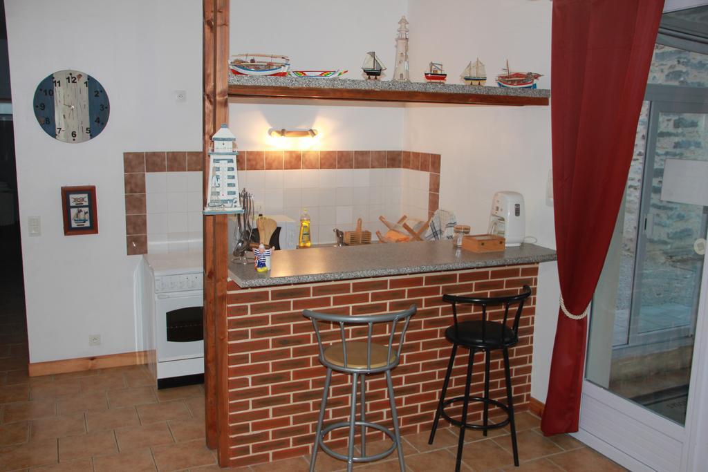 Domaine De La Vallee Aux Pages Bed & Breakfast Paray-Douaville ภายนอก รูปภาพ